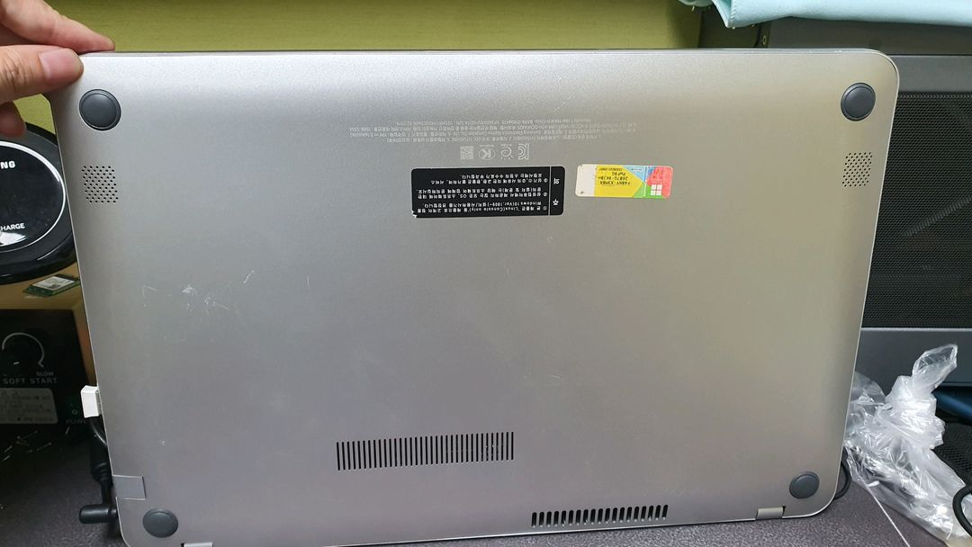 삼성 15인치 노트북.i7-8g-256g+500g 외장그래픽 성능좋음 이미지