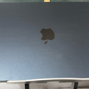 맥북 에어m3 13인치 16GB 8코어 512GB 이미지