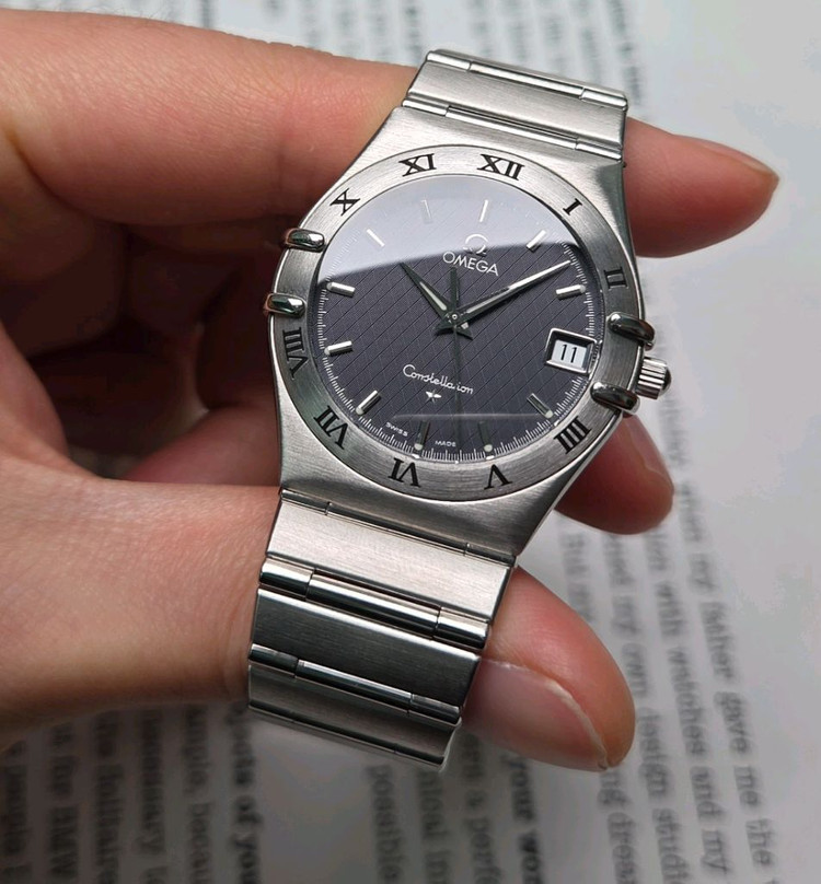 오메가 컨스틸레이션 별로고 격자 블랙판 쿼츠 브레이슬릿 ver. 이미지