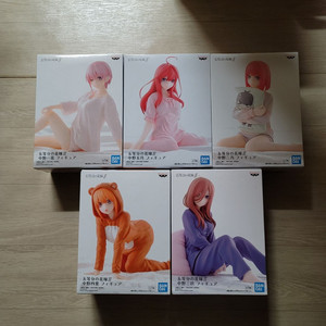 신품 미개봉 오등분의 신부 피규어 Room wear ver. 파자마 5체 이미지