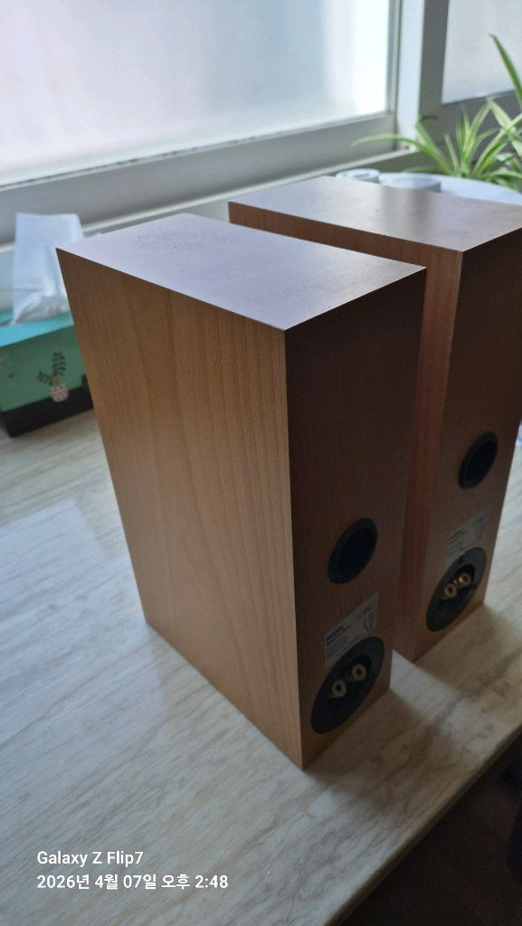 리복스(REVOX) Elegance Shelf 북쉘프 스피커 판매합니다 이미지