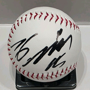 김진욱 롯데 로고볼 싸인볼 이미지