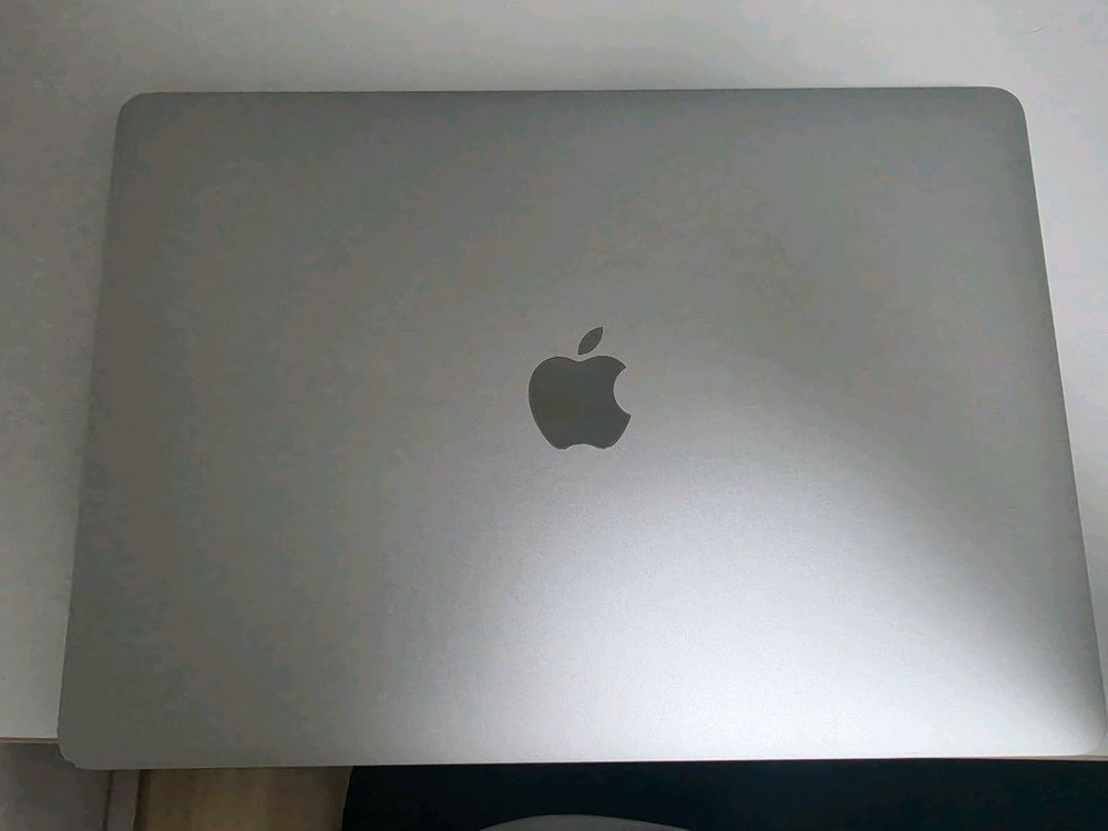 맥북에어 13 M1 택포 68팝니다.RAM 16GB / 256GB 이미지