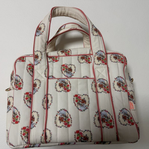 프레젠트프로젝트 다이퍼백m 하트베어크림 이미지