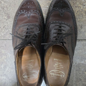 처치스 쳇윈드 다크브라운 UK6F 이미지