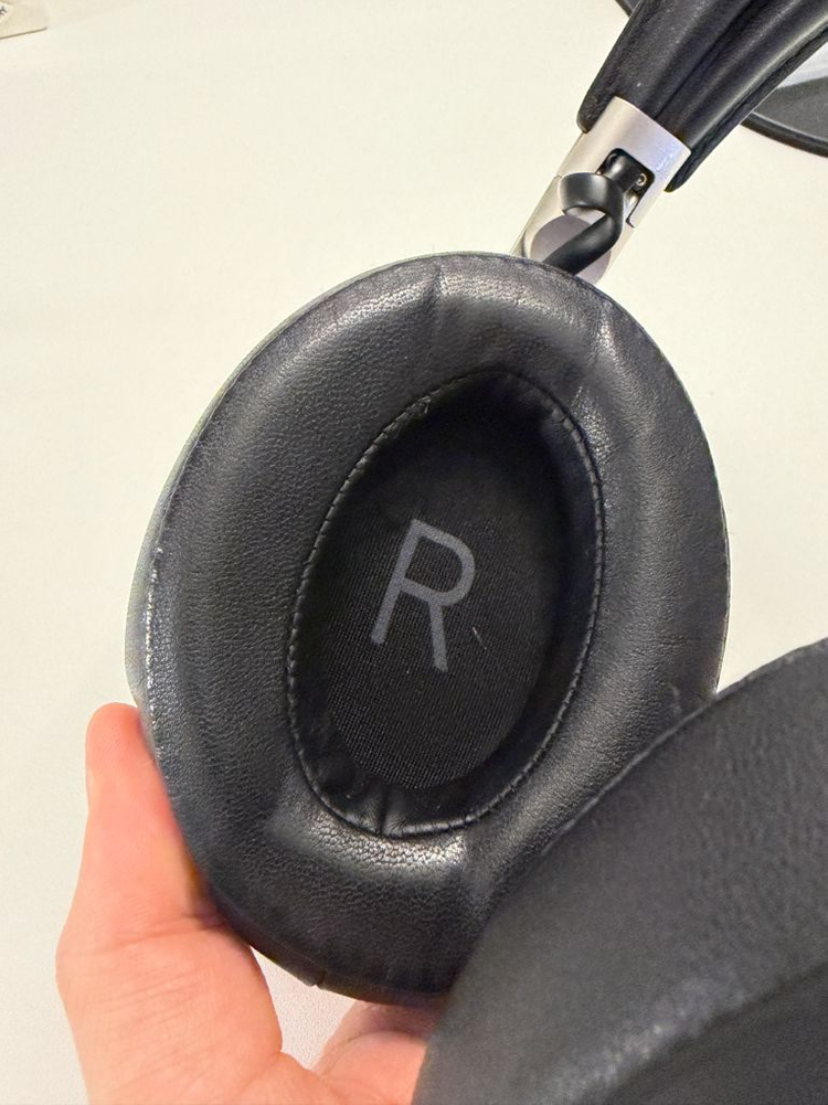 젠하이저 모멘텀3 헤드폰 본품 이미지