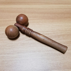 더바디샵 원목 롤러, 발마사지기 2가지 이미지