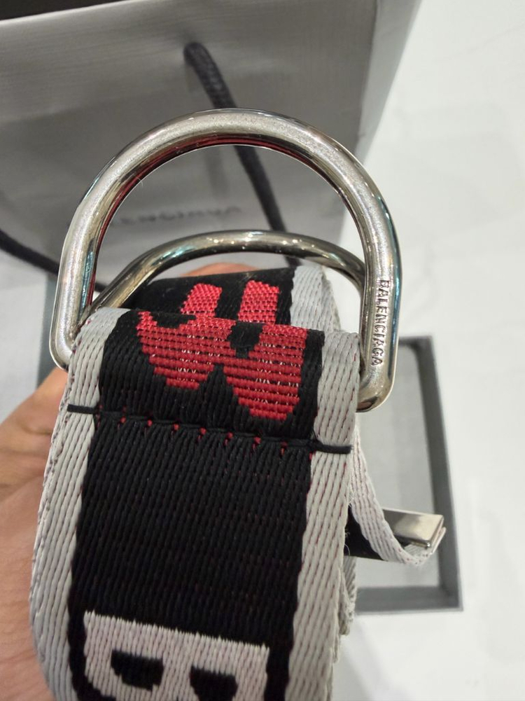 발렌시아가 D링 벨트 이미지