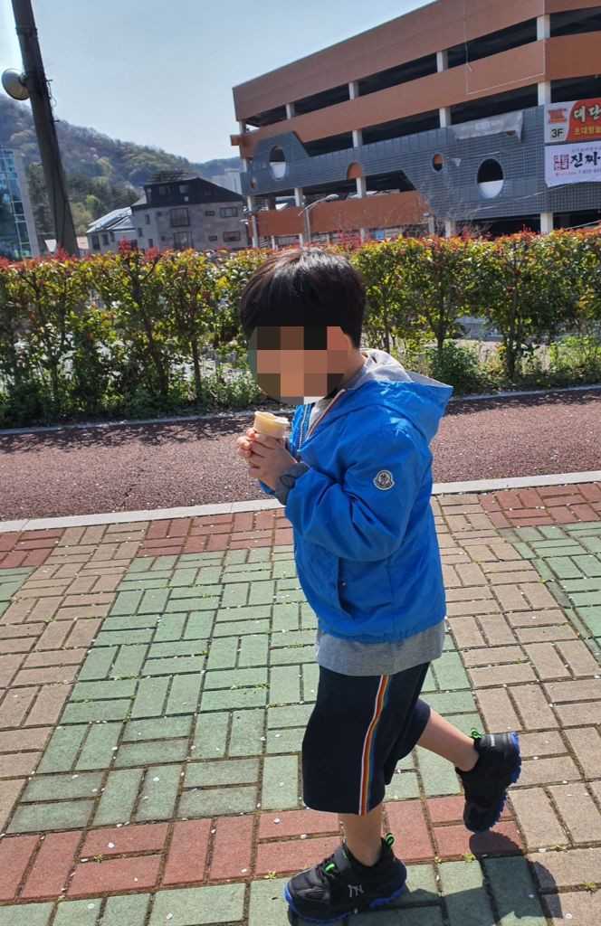 몽클레어 키즈 뉴 우르빌 바람막이 12사이즈 이미지