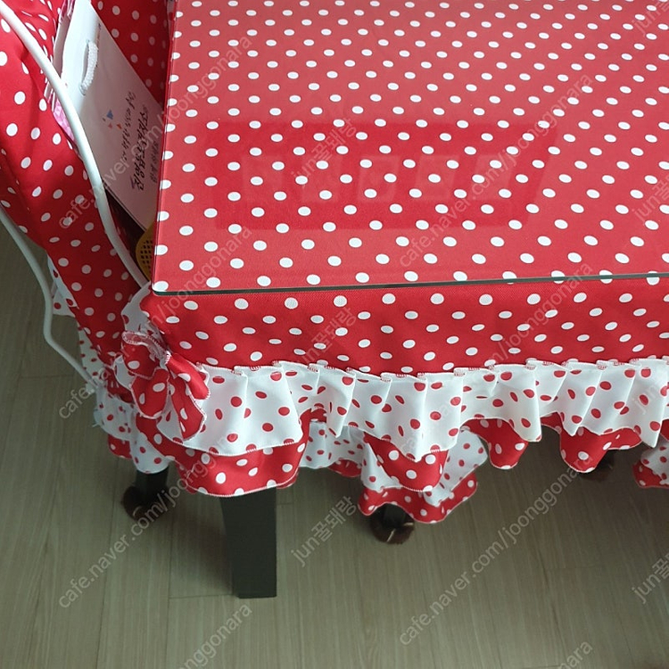 식탁커버 4인용 식탁 테이블 커버 의자커버 등커버 레드 5종세트 이미지