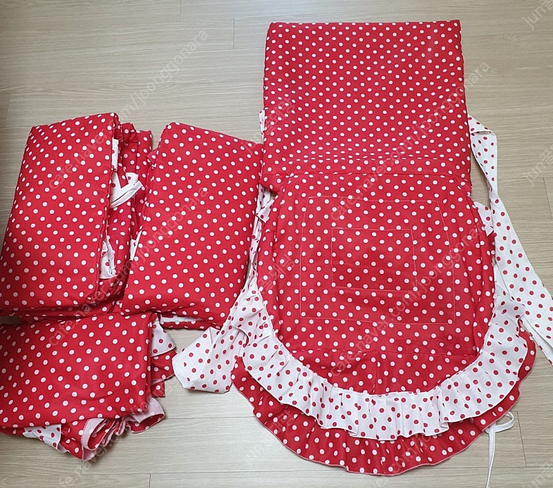 식탁커버 4인용 식탁 테이블 커버 의자커버 등커버 레드 5종세트 이미지