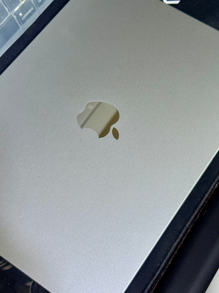 맥북에어 m5 13인치 1tb 실버 이미지