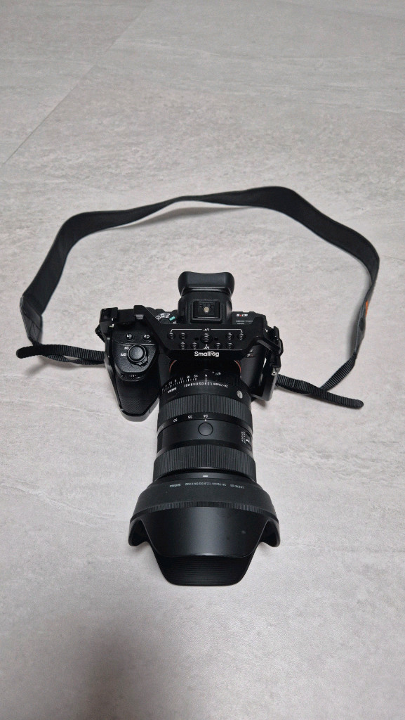 소니 a7r4a 6100컷 판매 시그마 24-70mm 이미지