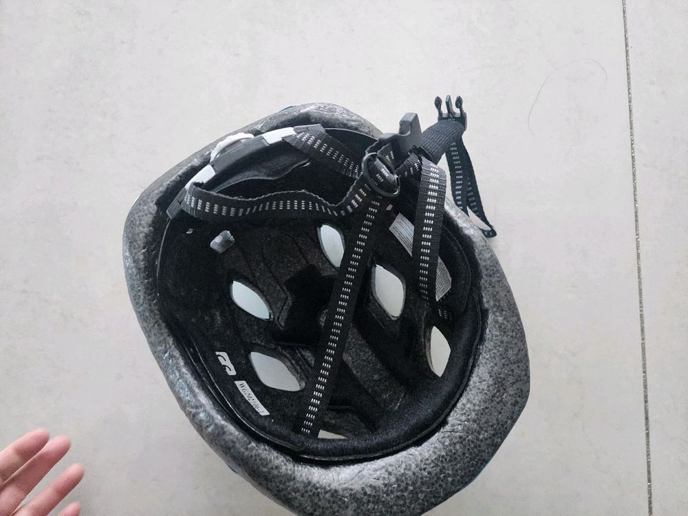 에어워크 헬멧 키즈용 팔아요 이미지