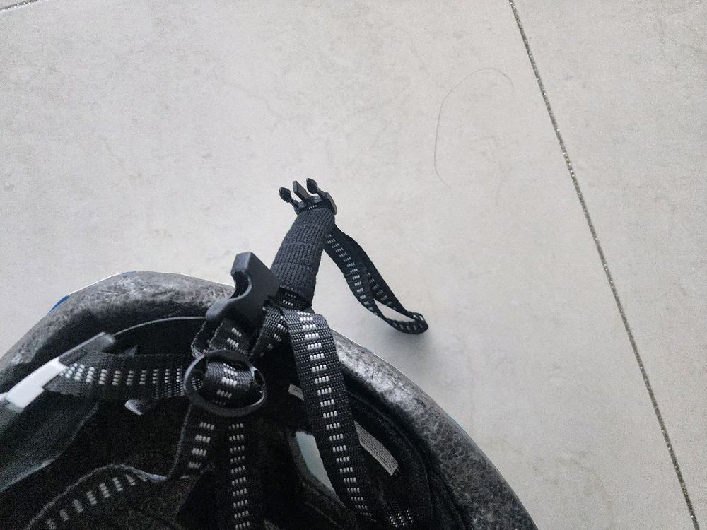 에어워크 헬멧 키즈용 팔아요 이미지