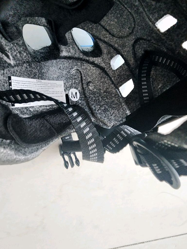 에어워크 헬멧 키즈용 팔아요 이미지