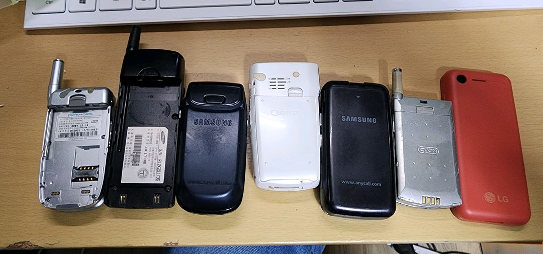 옛날 피쳐폰들 7개 이미지