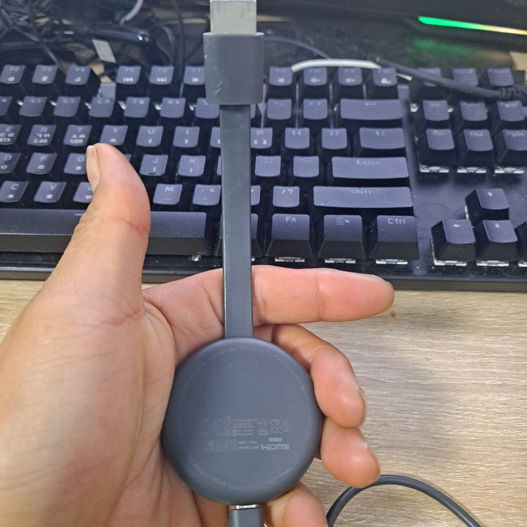 구글 크롬캐스트 3세대 크롬 캐스트 이미지