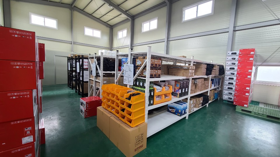 무볼트 중량랙 새제품 철제앵글 철제선반 창고랙 고릴라랙 대형랙 이미지