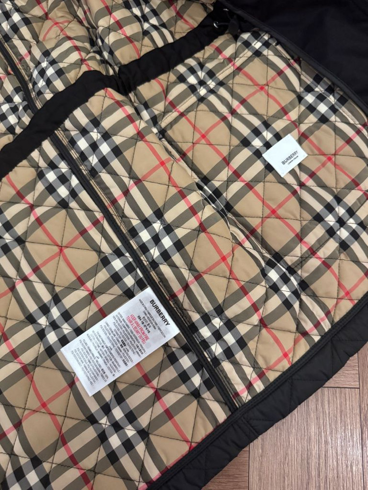 버버리 키즈 퀼팅 후드자켓 14Y 164cm 블랙 이미지