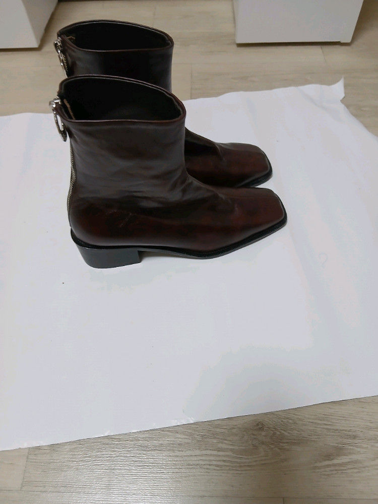 바이언스 가죽 앵클부츠 이미지