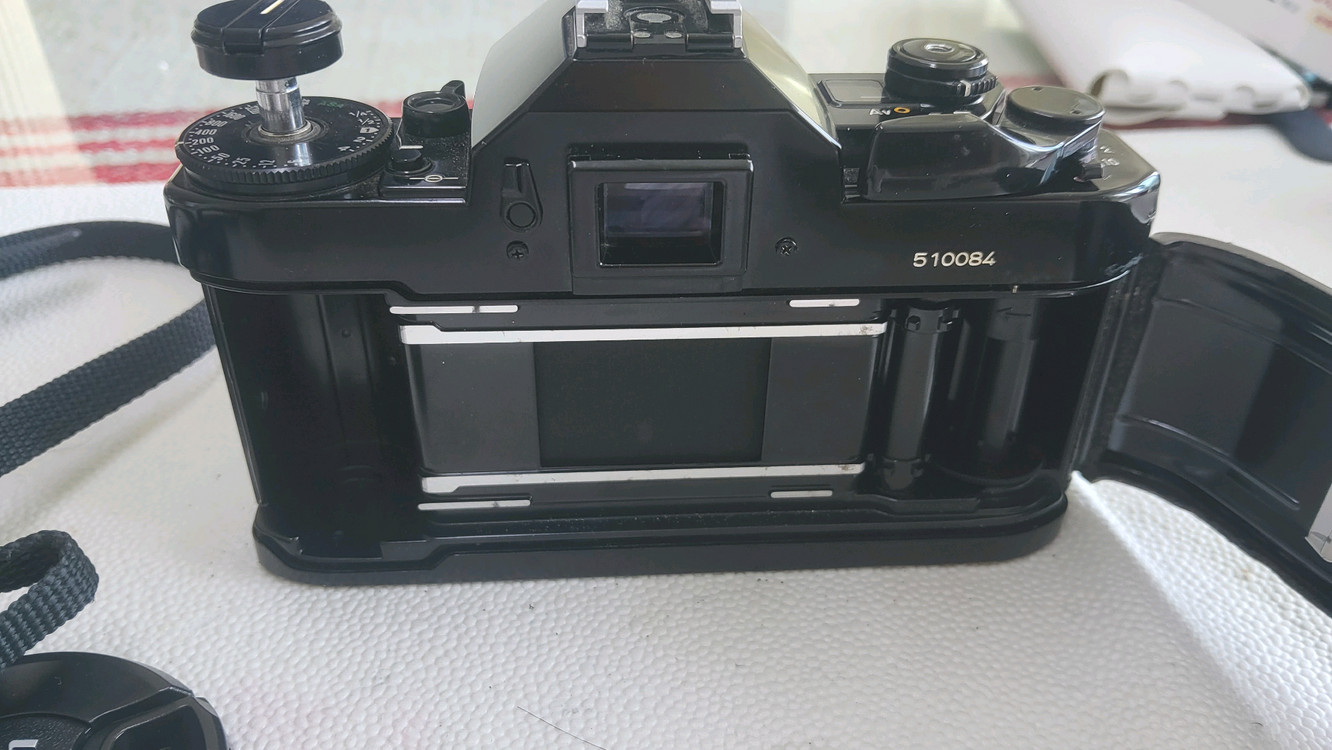 필름카메라 + 50mm 렌즈 세트 이미지