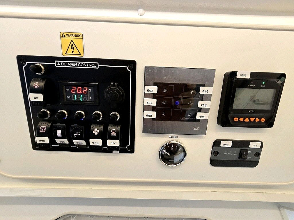 18년 레스타5인승캠핑카(미사용,인산철1200A,6만km)-전액할부됨 이미지