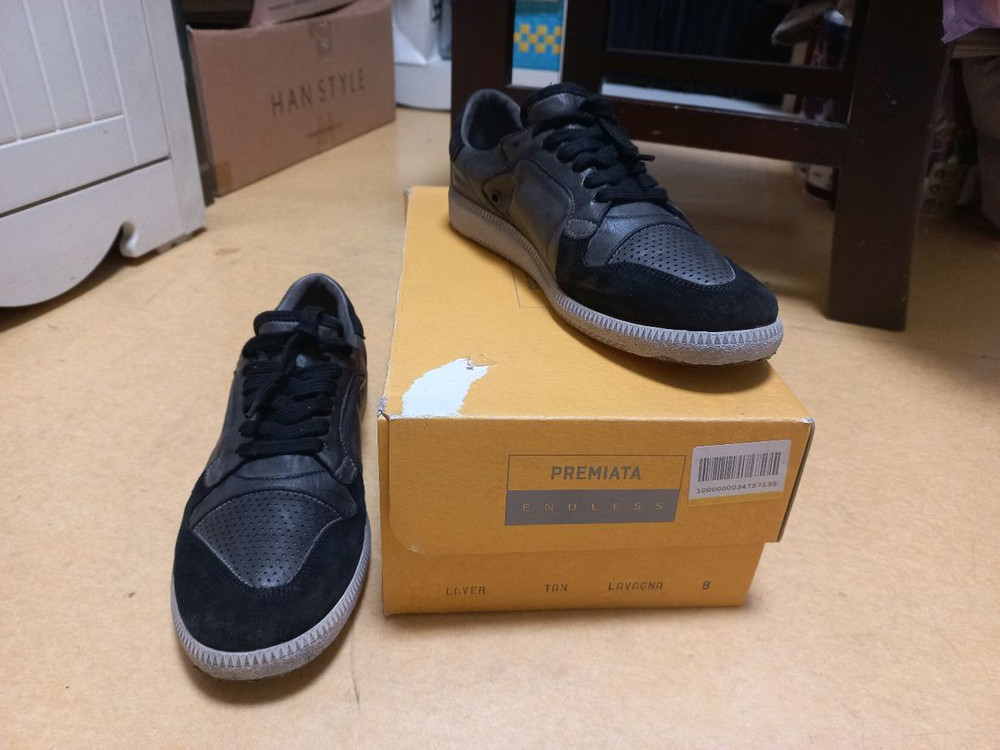프리미아타 스니커즈 라베르 UK8사이즈 새상품 이미지