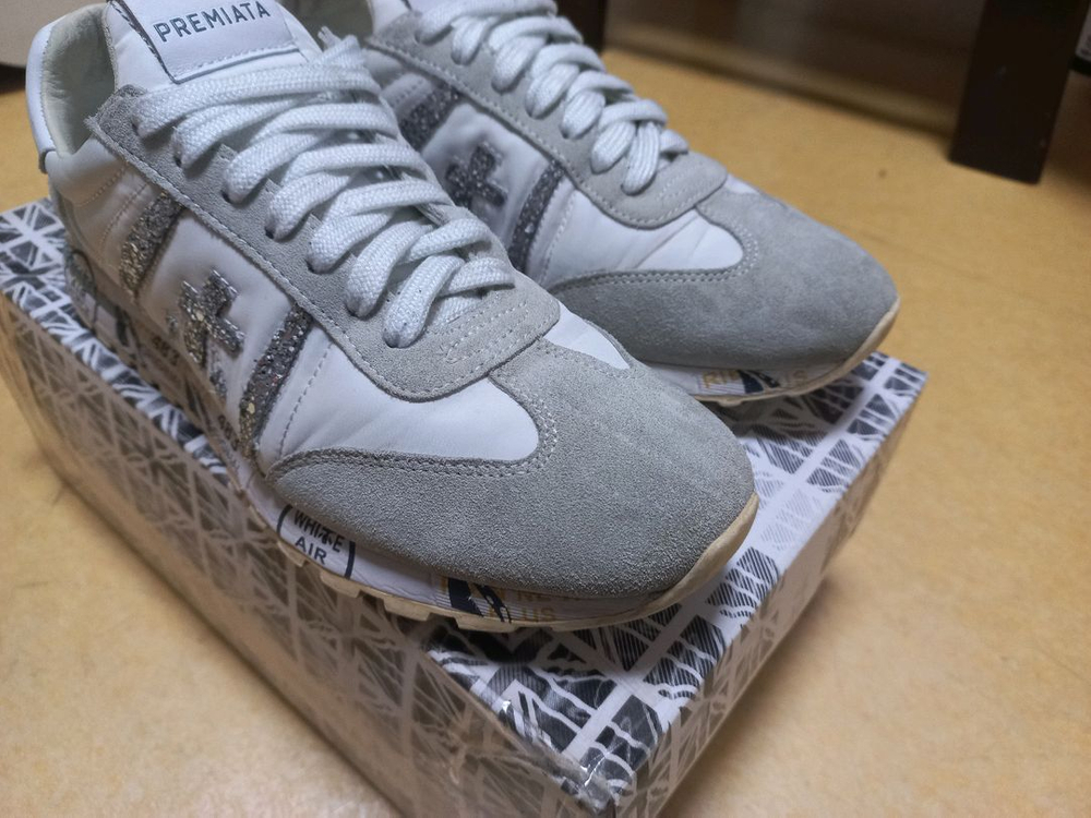 프리미아타 루시 화이트 37사이즈 거의새상품 이미지