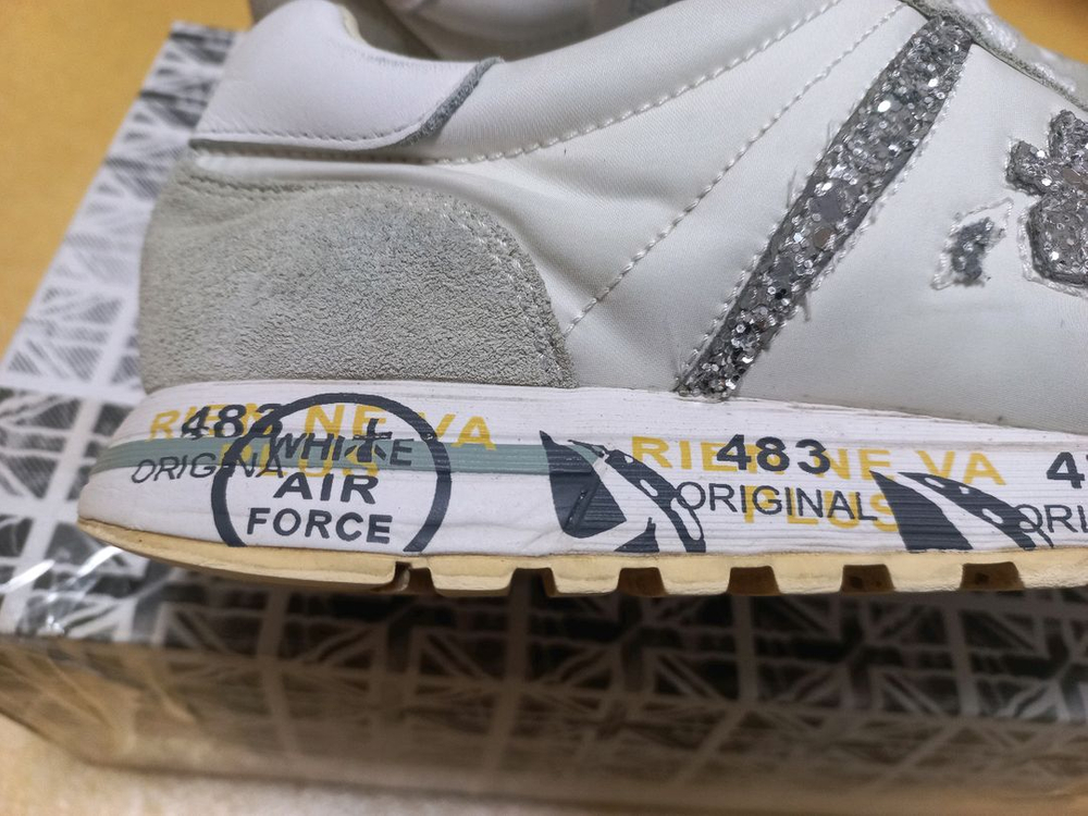 프리미아타 루시 화이트 37사이즈 거의새상품 이미지