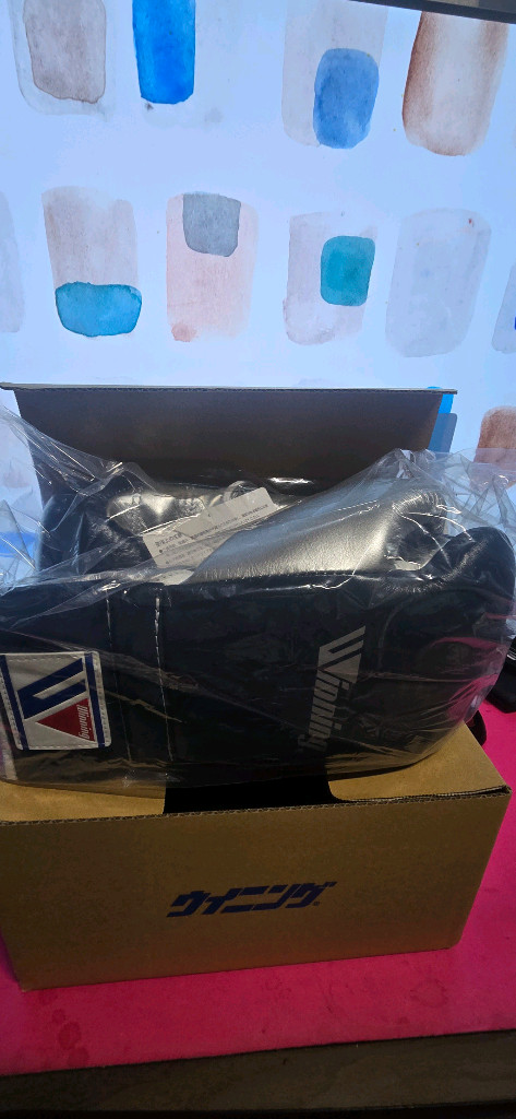 위닝글러브 12온스 커스텀 레이스 스펴셜 로고 이미지