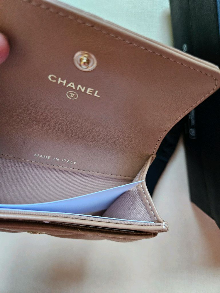 샤넬 퀼팅 카드지갑 이미지