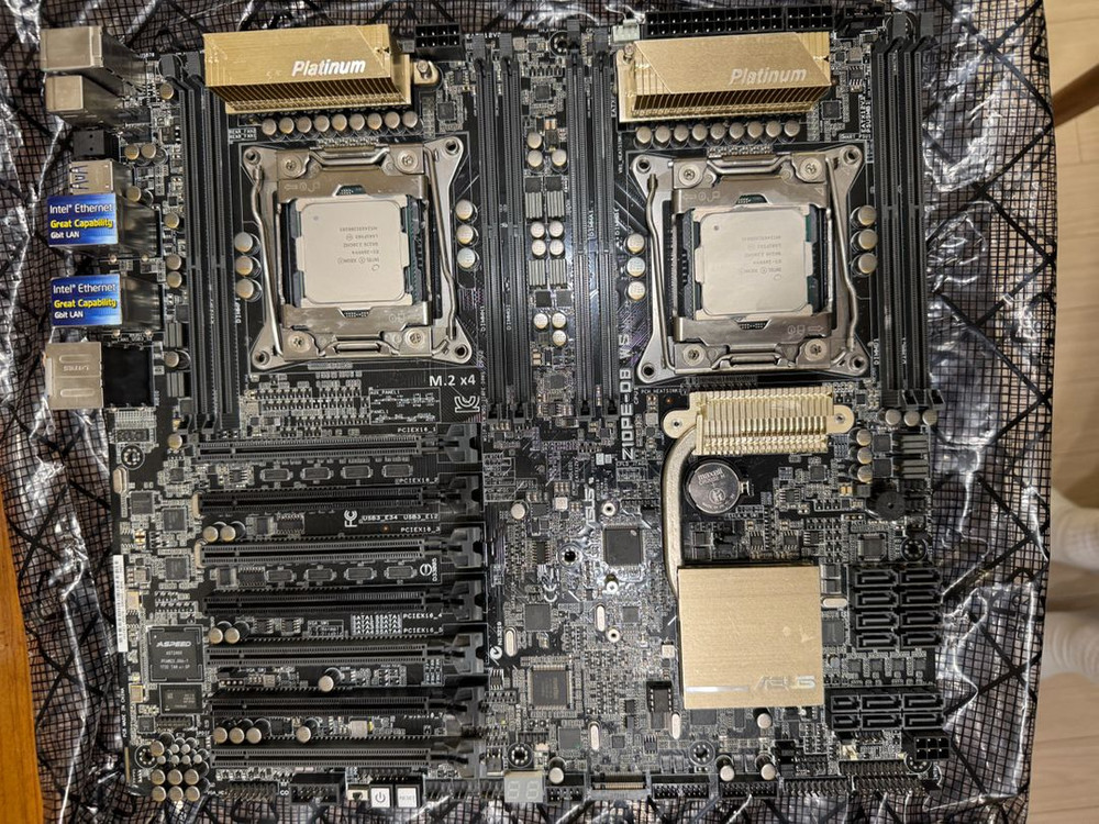 인텔 E5-2699v4 듀얼 / ASUS Z10PE-D8 WS / 128GB DDR4 ECC Reg / 워크스테이션 이미지