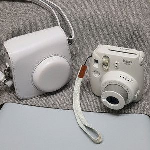 후지필름 인스탁스 미니9 + 케이스 이미지