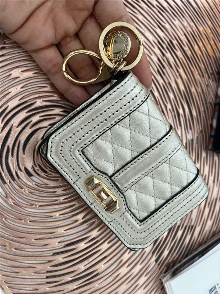 레베카밍코프 실버 퀼팅 키링 지갑 이미지