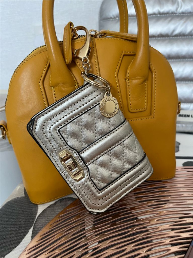 레베카밍코프 실버 퀼팅 키링 지갑 이미지