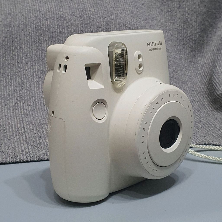 후지필름 인스탁스 미니8 이미지