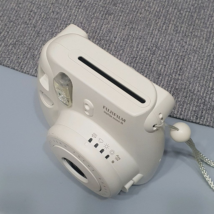 후지필름 인스탁스 미니8 이미지