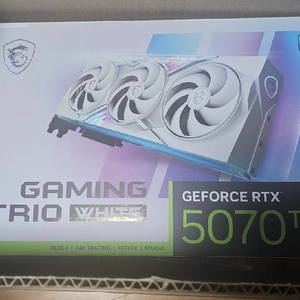 MSI RTX 5070TI TRIO GAMING WHITE 이미지