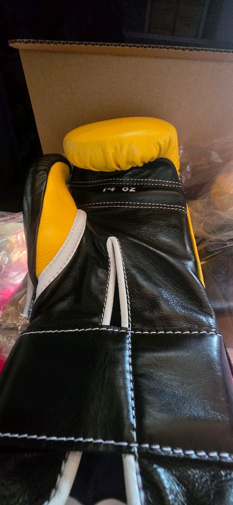 위닝글러브 14온스 커스텀 스페셜 로고 벨크로 이미지