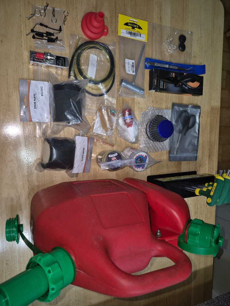 *각종교신(일괄or개별판매)가능*가솔린엔진1/5RC카전용~냄새차단콤비캔+로반부속+알씨카전용공구&일괄~바람에언덕에서 이미지