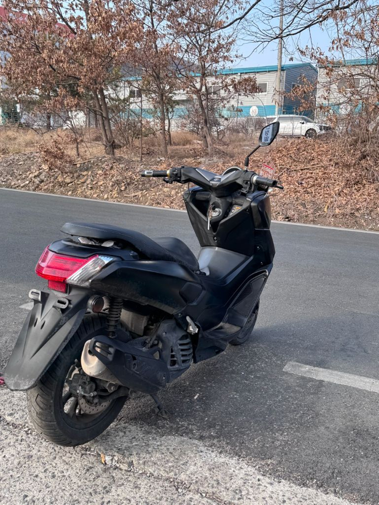 야마하 NMAX125 이미지
