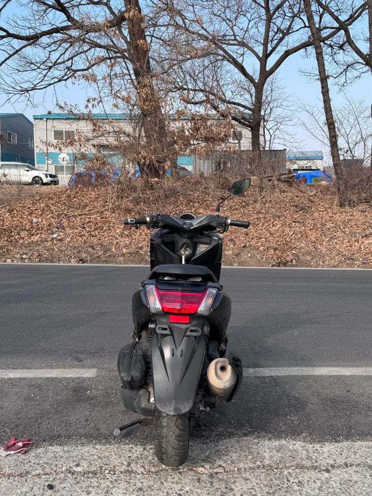 야마하 NMAX125 이미지