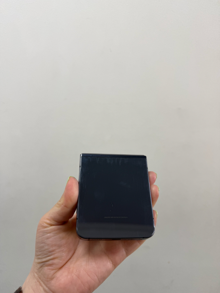 (부산증고폰) 갤럭시z플립5 블랙 256기가 공기계 판매해요 이미지