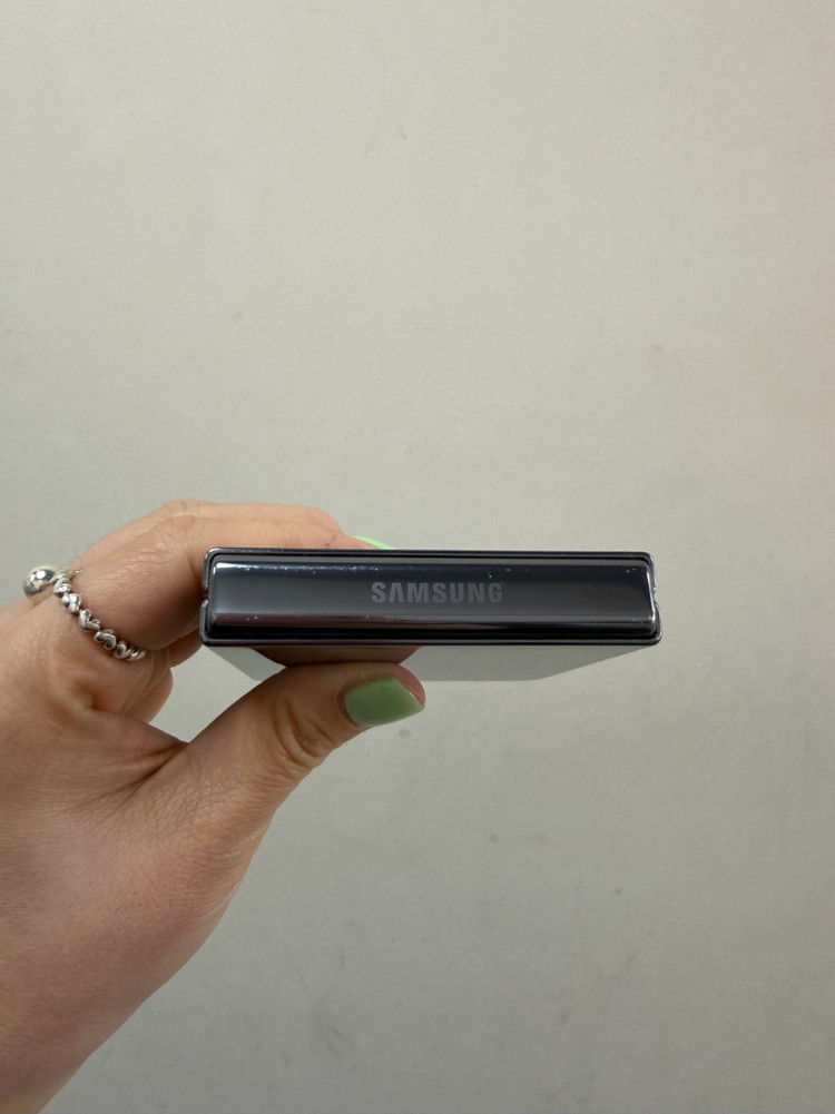 (부산증고폰) 갤럭시z플립5 블랙 256기가 공기계 판매해요 이미지