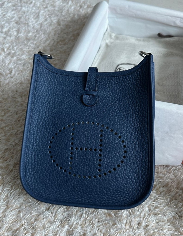 미사용 에르메스 에블린 16 미니 블루타이 은장 이미지