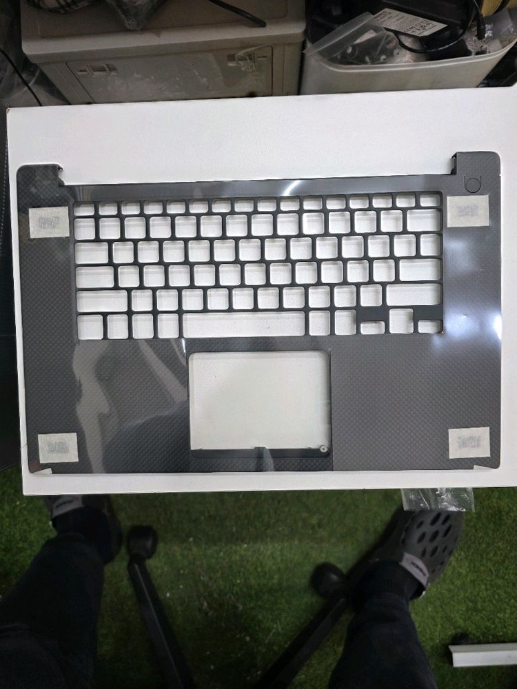 델 XPS 15 9560 M5520 팜레스트 상판 케이스 이미지