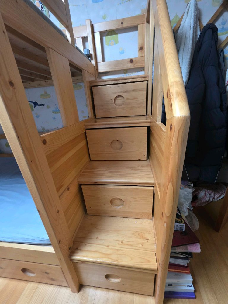 에보니아 원목 계단형 2층 침대 이미지