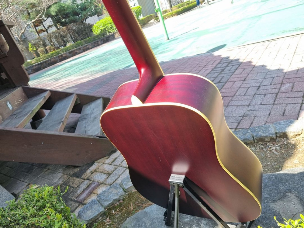 입문용 통기타 인기제품 데임 기타 판매합니다 이미지