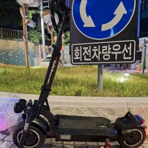 전동스쿠터 타우러스 뉴 클래식 60V(신형)듀얼 배터리:26Ah 급처로 이미지